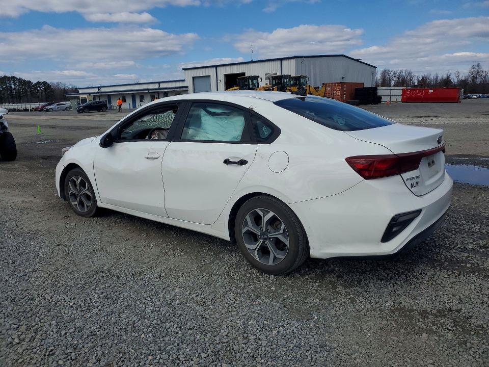 Photo 2 from auction – 2021 KIA FORTE with VIN 3KPF24AD7ME346122