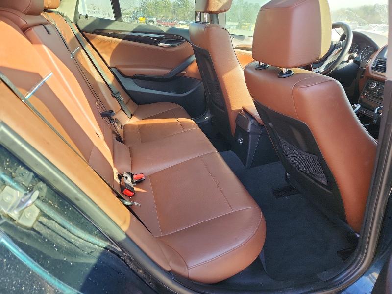 Photo 11 from auction – 2015 BMW X1 with VIN WBAVM1C53FV498436