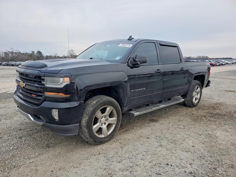 CHEVROLET SILVERADO 2016 with VIN 3GCUKREC6GG186961 - Photo from auction