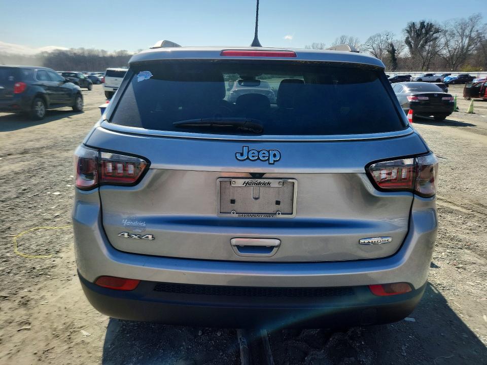 Photo 6 from auction – 2022 JEEP COMPASS with VIN 3C4NJDBBXNT118754
