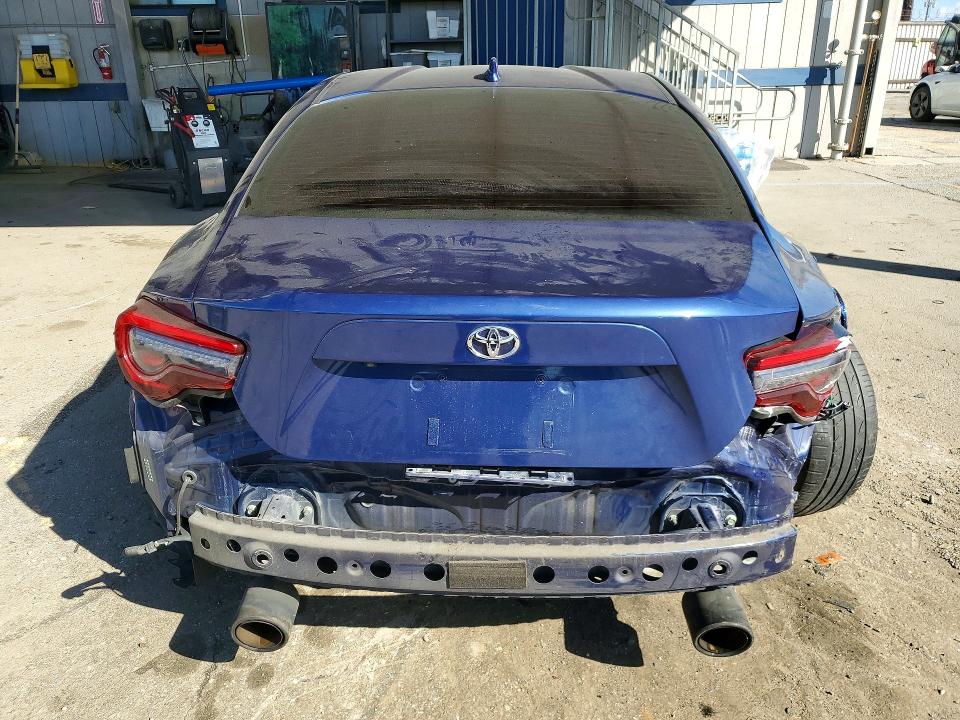 Photo 6 from auction – 2018 TOYOTA 86 with VIN JF1ZNAA14J8701784