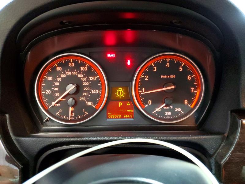 Photo 9 from auction – 2012 BMW 328 with VIN WBAKE3C5XCE770374