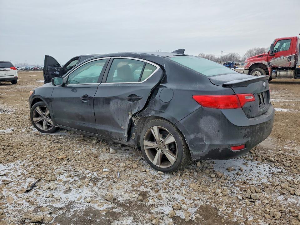 Photo 2 from auction – 2013 ACURA ILX with VIN 19VDE1F58DE016805