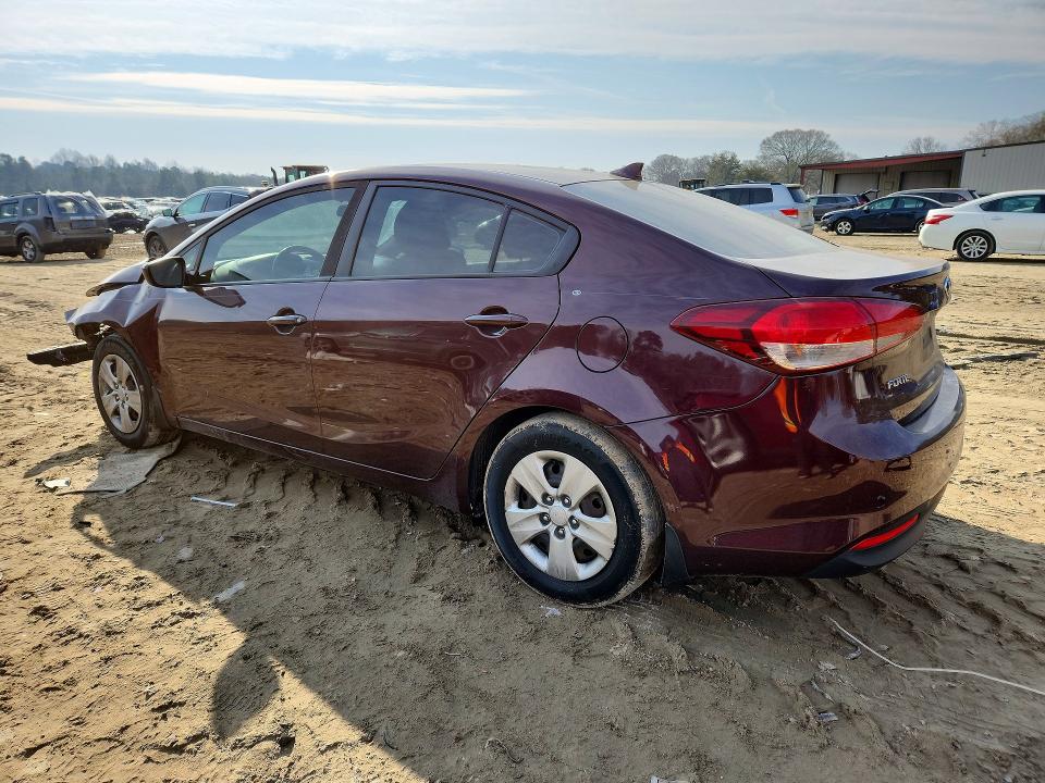 Photo 2 from auction – 2018 KIA FORTE with VIN 3KPFK4A75JE260054