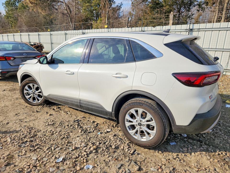 Фото 2 с аукциона – 2023 FORD ESCAPE с VIN 1FMCU0GN1PUB30838