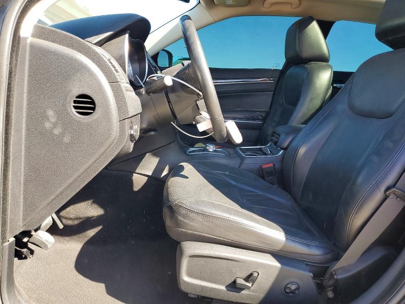 Photo 7 from auction – 2015 CHRYSLER 300 LIMITE with VIN 2C3CCAAG2FH815539