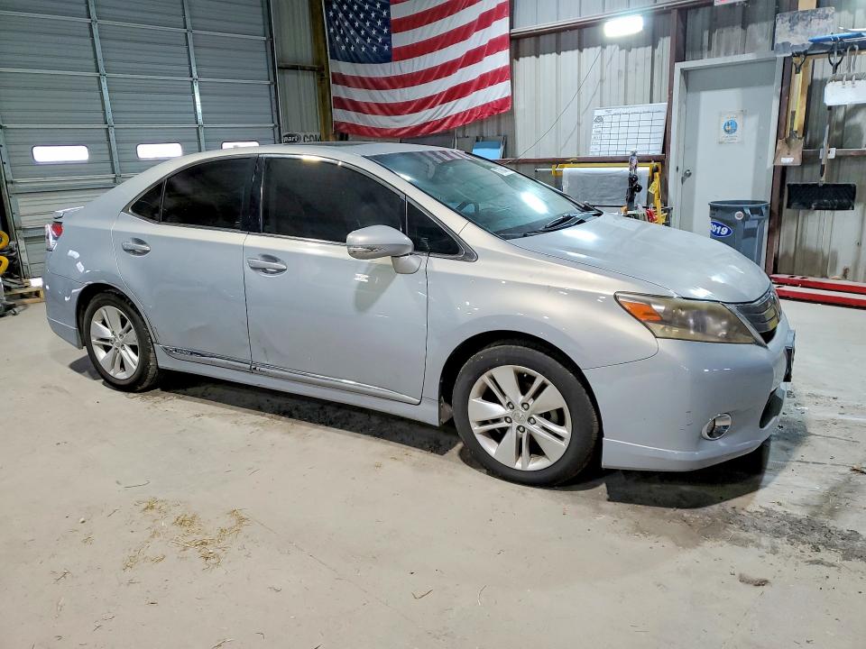 Photo 4 from auction – 2010 LEXUS HS with VIN JTHBB1BA2A2000651