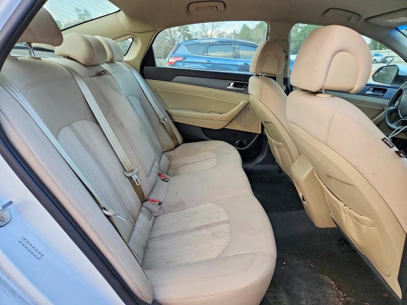 Photo 10 from auction – 2017 HYUNDAI SONATA with VIN KMHE24L12HA060407
