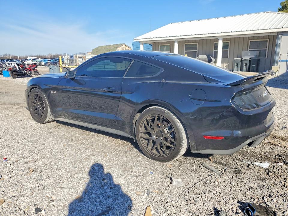 Photo 2 from auction – 2018 FORD MUSTANG with VIN 1FA6P8CF9J5180108