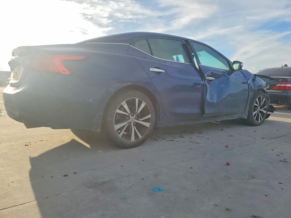 Zdjęcie 3 z aukcji – 2018 NISSAN MAXIMA z VIN 1N4AA6AP0JC365980