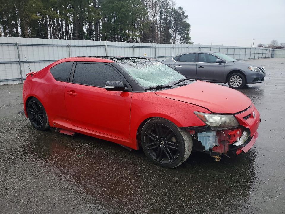 Photo 4 from auction – 2013 TOYOTA SCION TC with VIN JTKJF5C71D3054445