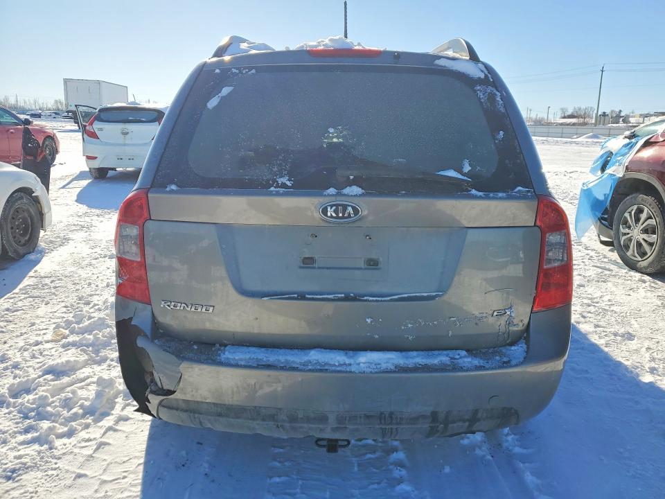 Photo 6 from auction – 2009 KIA RONDO BASE with VIN KNAFG528997288429