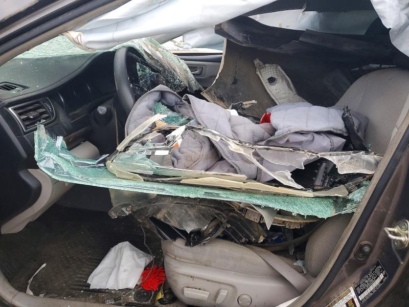 Photo 7 from auction – 2017 TOYOTA CAMRY with VIN 4T1BF1FK4HU689403