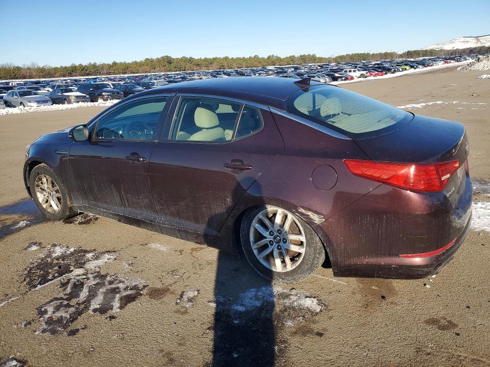 Photo 2 from auction – 2011 KIA OPTIMA with VIN KNAGM4A79B5120887