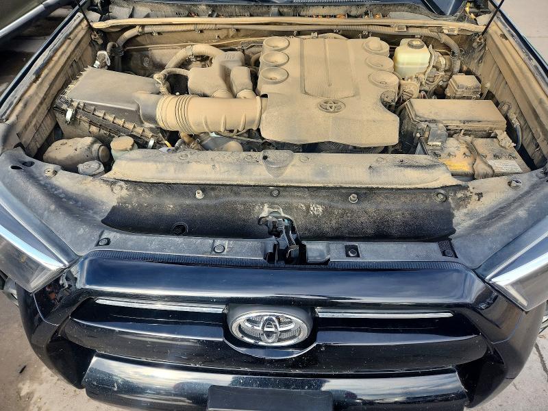 Photo 12 from auction – 2021 TOYOTA 4RUNNER with VIN JTEMU5JR0M5922269