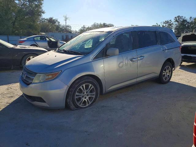 HONDA ODYSSEY 2012 with VIN 5FNRL5H62CB008577 - Photo from auction