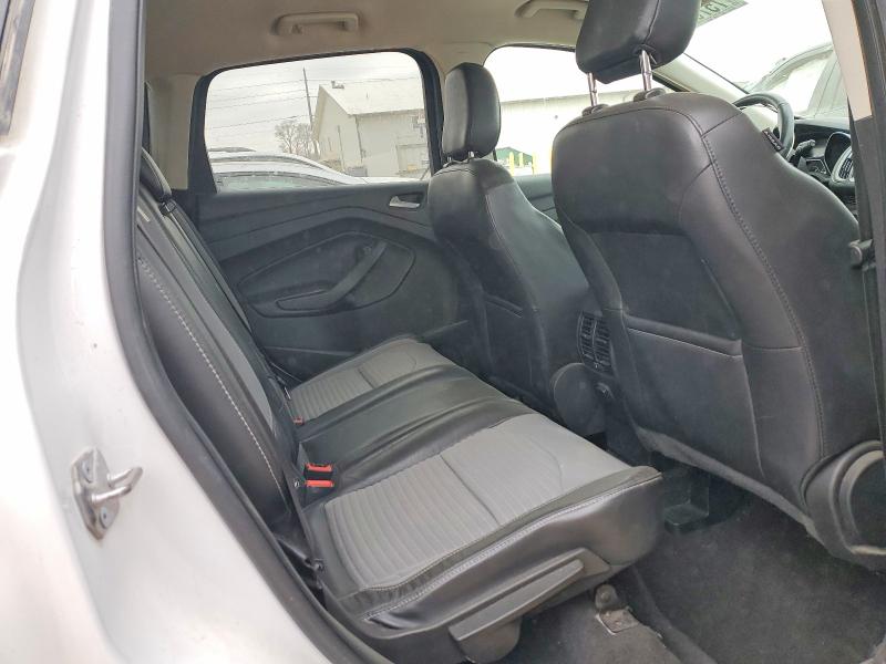 Photo 11 from auction – 2019 FORD ESCAPE with VIN 1FMCU9GD7KUB02935