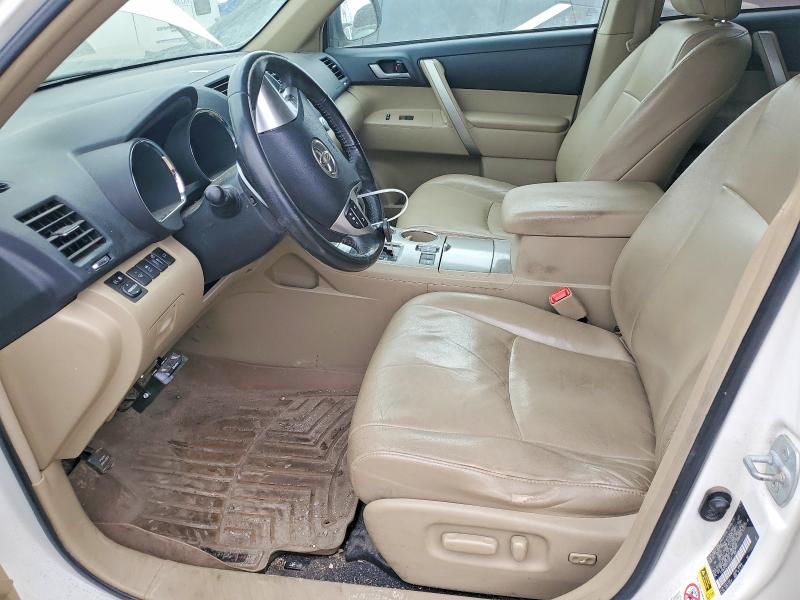 Photo 7 from auction – 2012 TOYOTA HIGHLANDER with VIN 5TDBK3EH9CS120710
