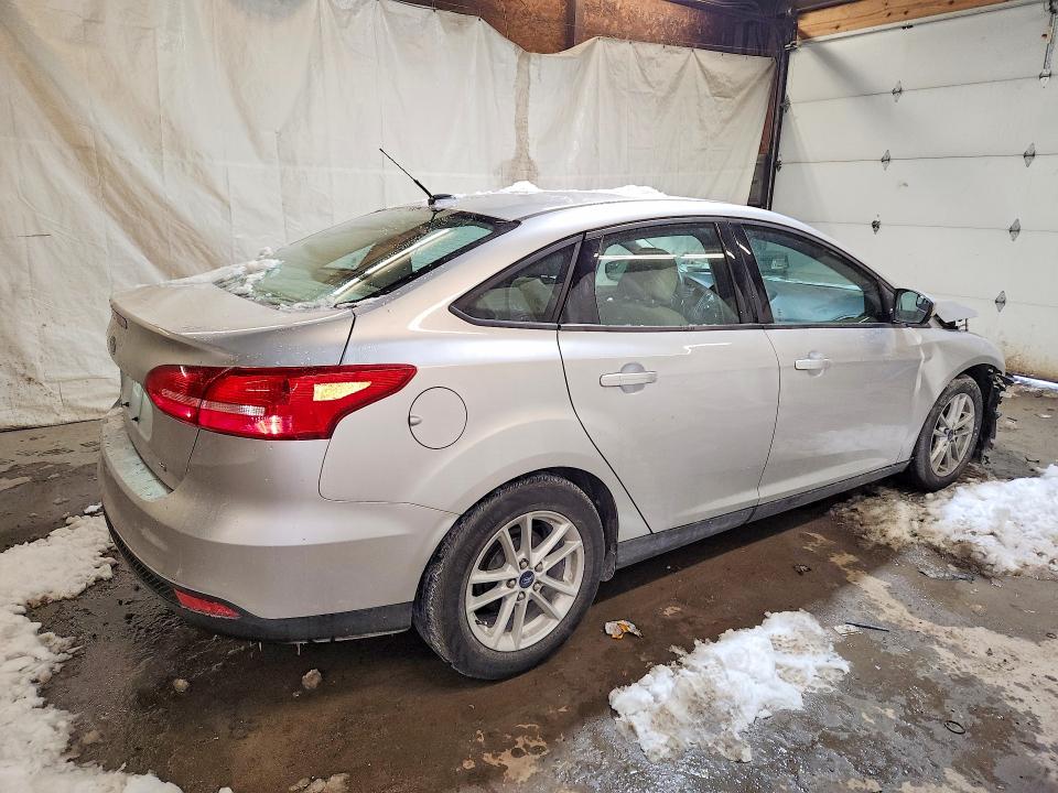Photo 3 from auction – 2016 FORD FOCUS SE with VIN 1FADP3F21GL240843