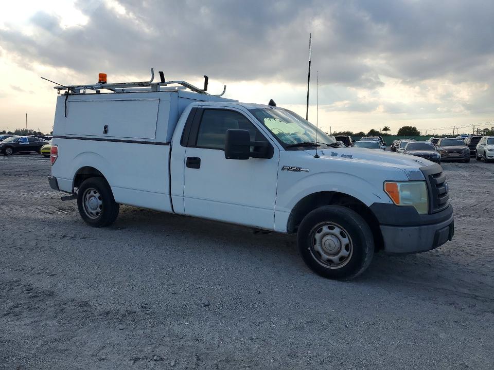 Photo 4 from auction – 2010 FORD F150 with VIN 1FTMF1CW8AKB11097