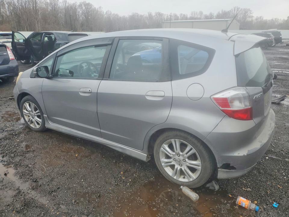 Photo 2 from auction – 2010 HONDA FIT with VIN JHMGE8H45AC026713