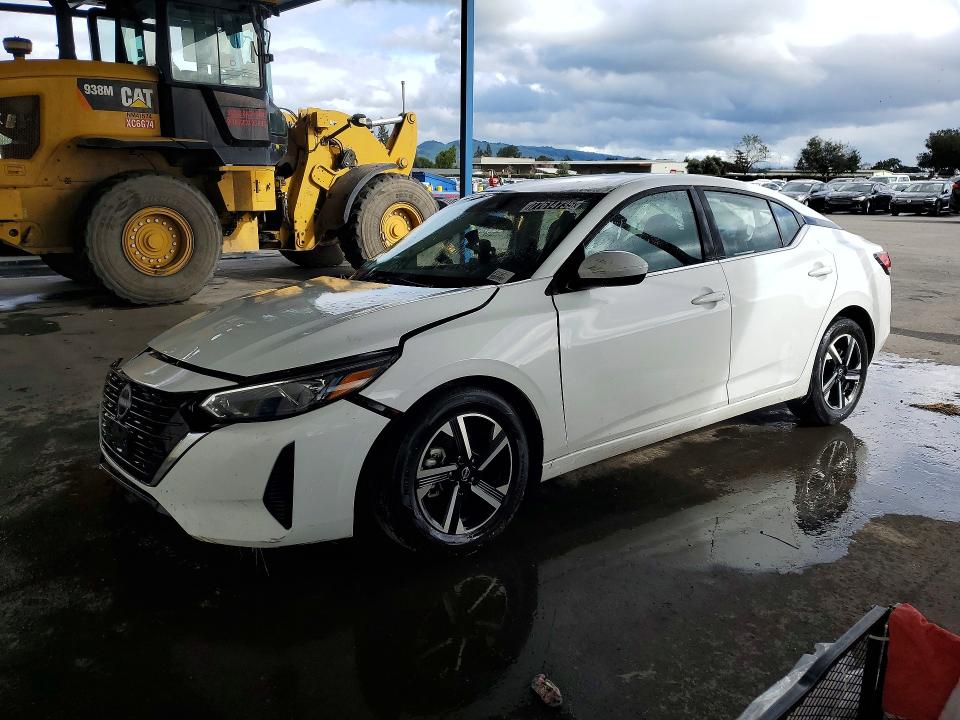 NISSAN SENTRA 2024 with VIN 3N1AB8CV4RY219571 - Photo from auction