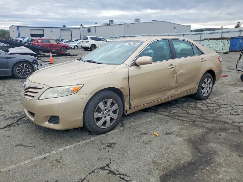TOYOTA CAMRY 2011 with VIN 4T1BF3EK0BU171969 - Photo from auction