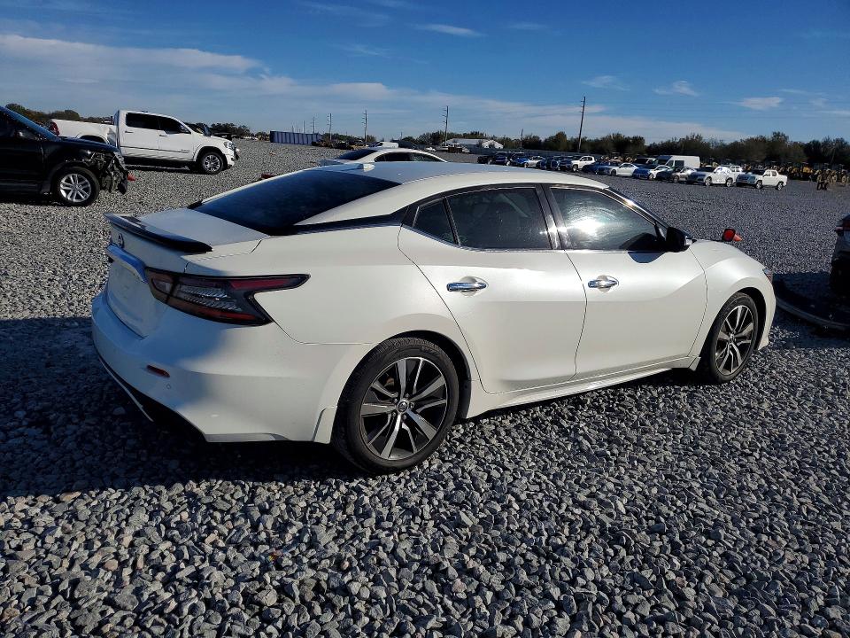 Photo 3 from auction – 2019 NISSAN MAXIMA with VIN 1N4AA6AV8KC367542