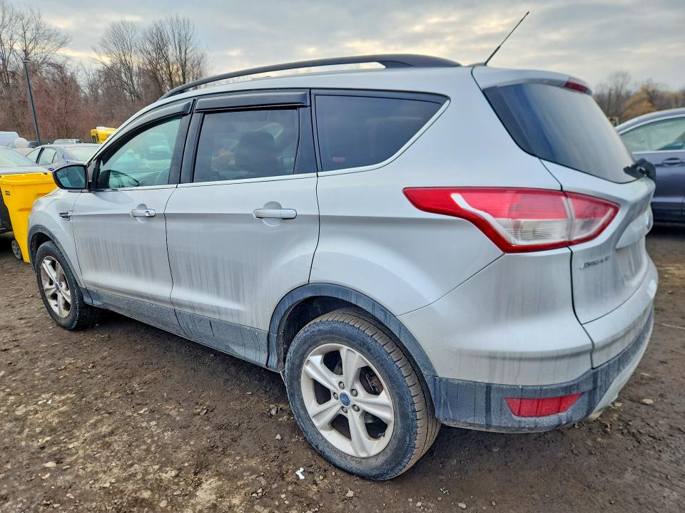 Photo 2 from auction – 2016 FORD ESCAPE with VIN 1FMCU9GX4GUA48737