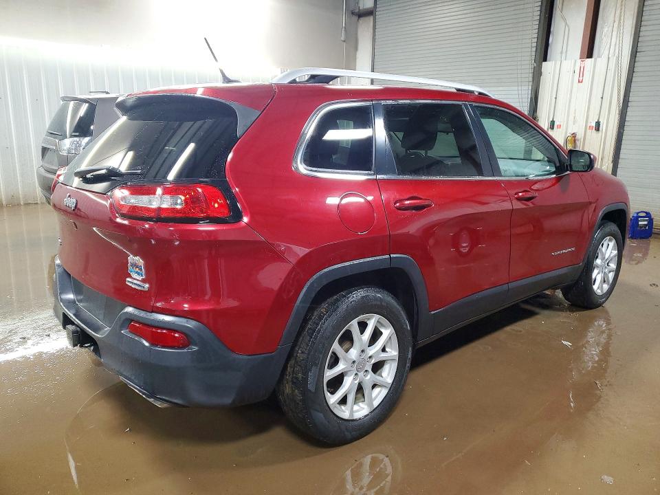 Photo 3 from auction – 2015 JEEP CHEROKEE with VIN 1C4PJMCS4FW702943