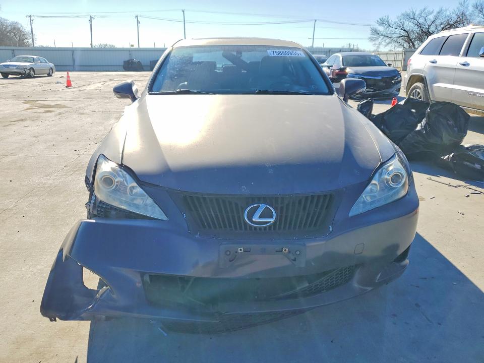 Photo 5 from auction – 2009 LEXUS IS with VIN JTHBK262495105355