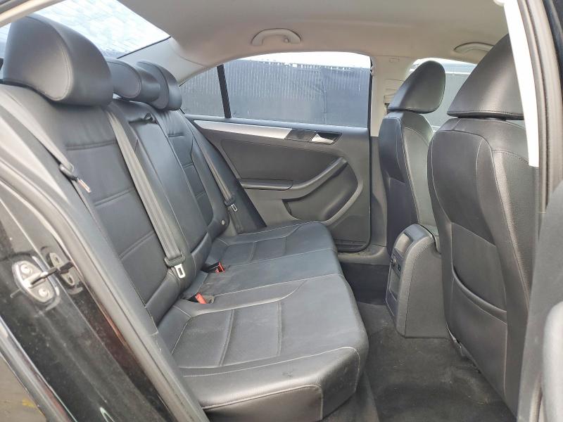 Photo 10 from auction – 2014 VOLKSWAGEN JETTA with VIN 3VWD17AJ9EM331904