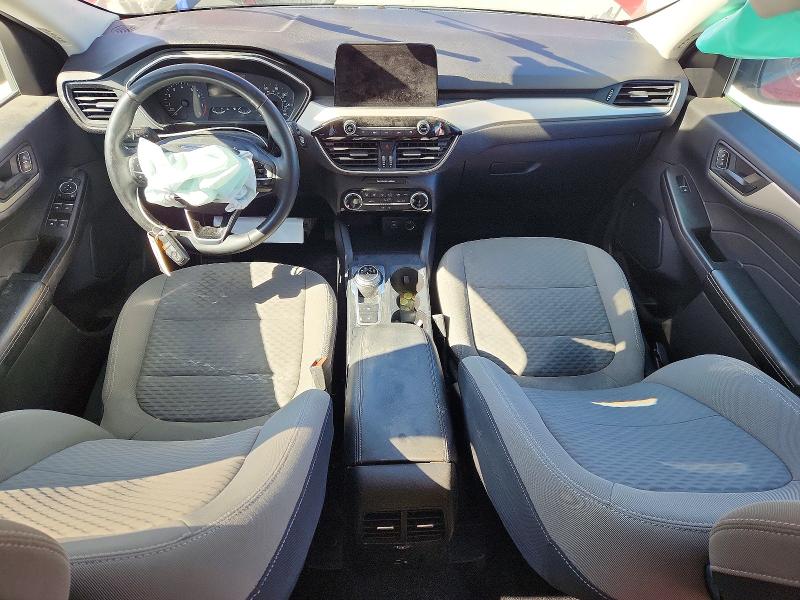 Photo 8 from auction – 2022 FORD ESCAPE with VIN 1FMCU0G68NUB36187