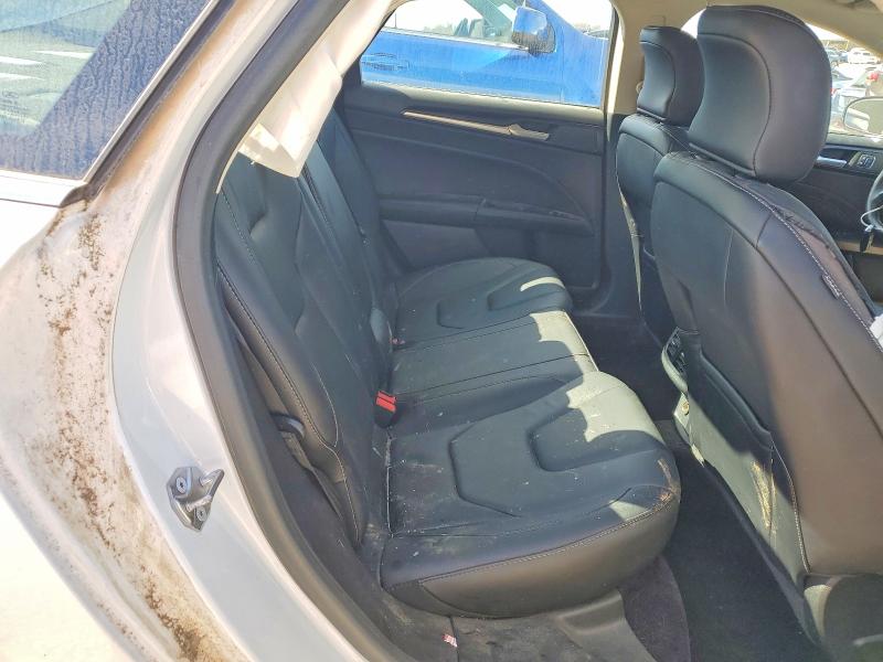 Photo 10 from auction – 2017 FORD FUSION with VIN 3FA6P0K90HR351719