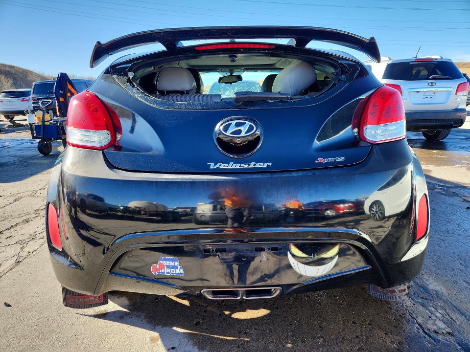 Photo 6 from auction – 2014 HYUNDAI VELOSTER with VIN KMHTC6AD0EU205872