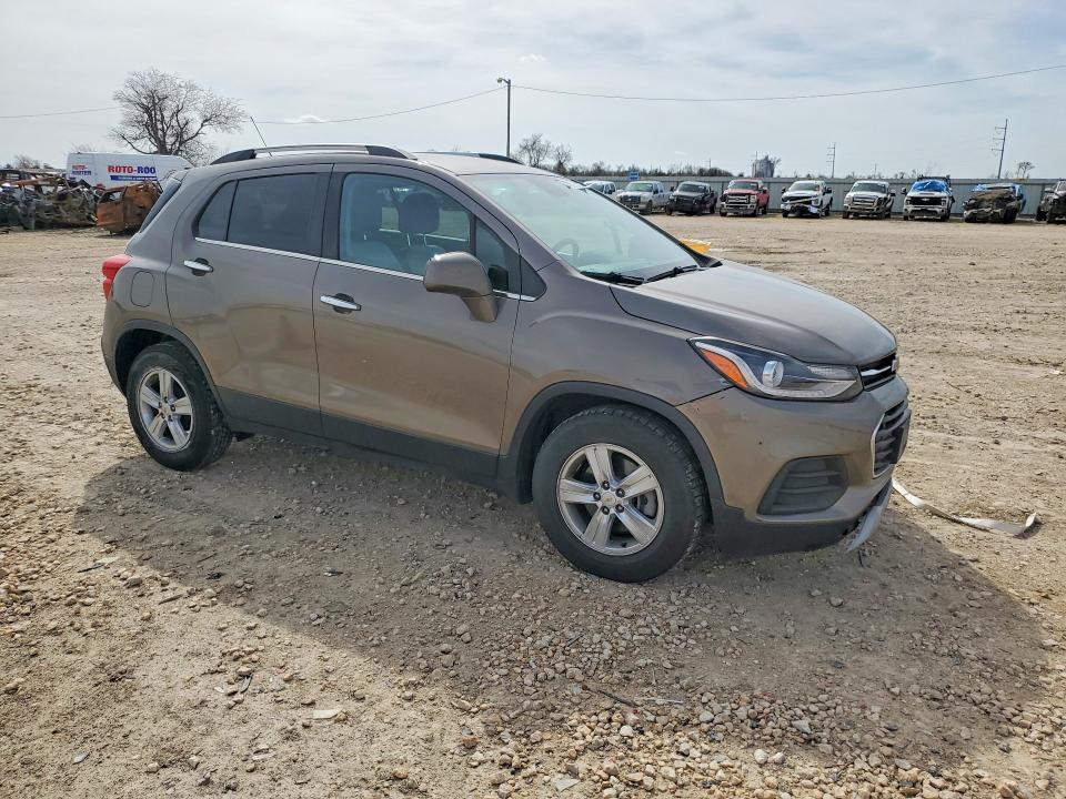 Photo 4 from auction – 2020 CHEVROLET TRAX with VIN KL7CJLSB1LB352522