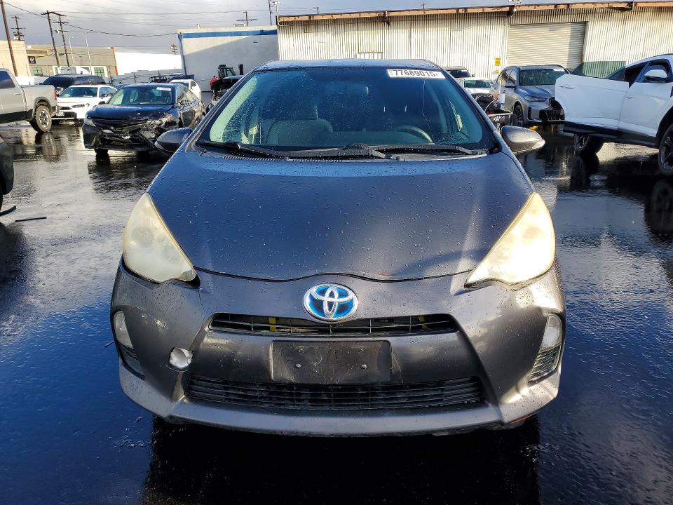 Photo 5 from auction – 2013 TOYOTA PRIUS C with VIN JTDKDTB37D1548891