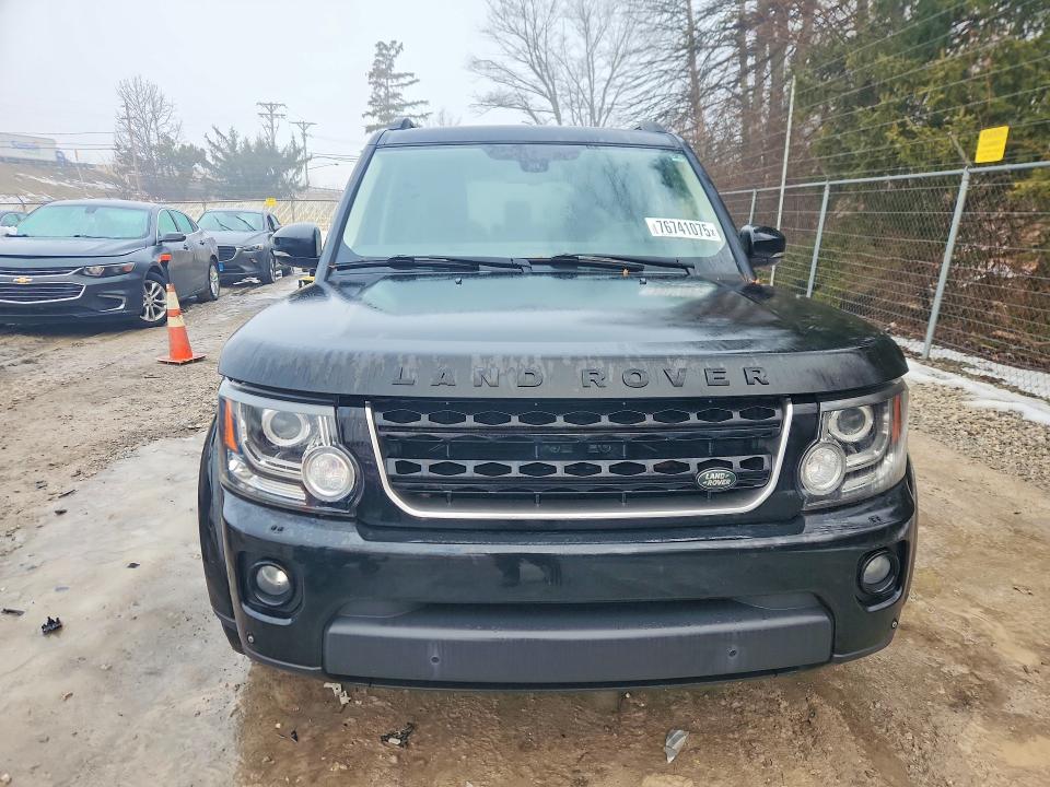 Photo 5 from auction – 2016 LAND ROVER LR4 with VIN SALAG2V62GA836317