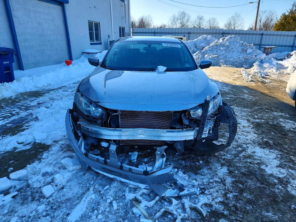 Photo 5 from auction – 2016 HONDA CIVIC with VIN 19XFC2F51GE241342