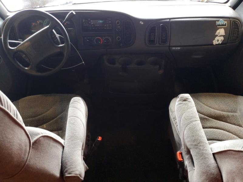 Photo 8 from auction – 1999 DODGE RAM VAN with VIN 2B6HB11Z7XK507619