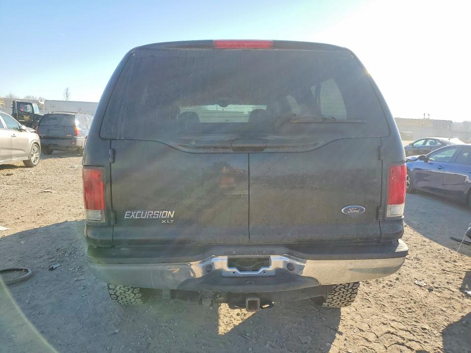 Photo 6 from auction – 2004 FORD EXCURSION with VIN 1FMNU41L14ED25870