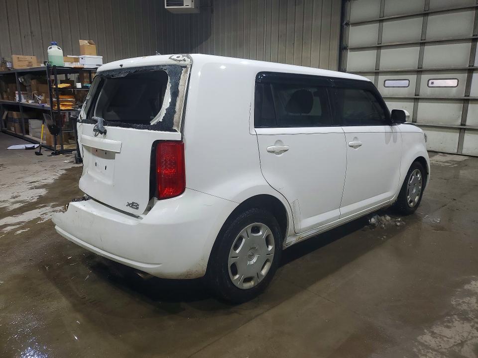 Photo 3 from auction – 2008 TOYOTA SCION XB with VIN JTLKE50E481029028