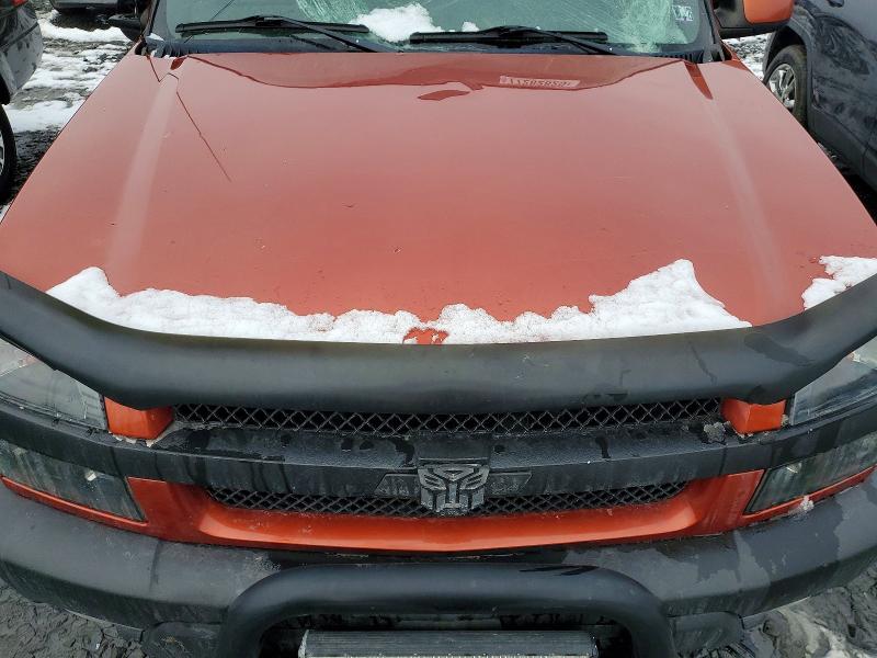 Photo 11 from auction – 2002 CHEVROLET AVALANCHE with VIN 3GNEK13T52G349110