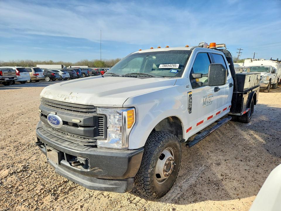 FORD F350 2017 with VIN 1FD8W3H69HEB14679 - Photo from auction