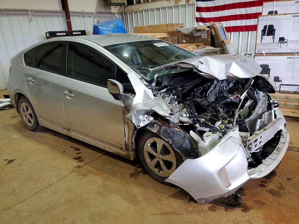 Photo 4 from auction – 2013 TOYOTA PRIUS with VIN JTDKN3DU2D5583124