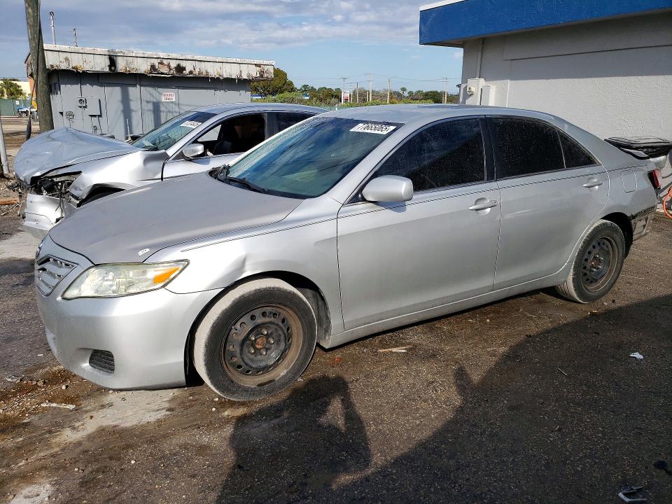 TOYOTA CAMRY 2010 with VIN 4T4BF3EK4AR019682 - Photo from auction