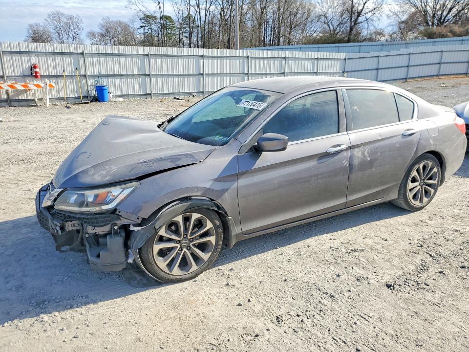 HONDA ACCORD SPO 2015 with VIN 1HGCR2F55FA033467 - Photo from auction
