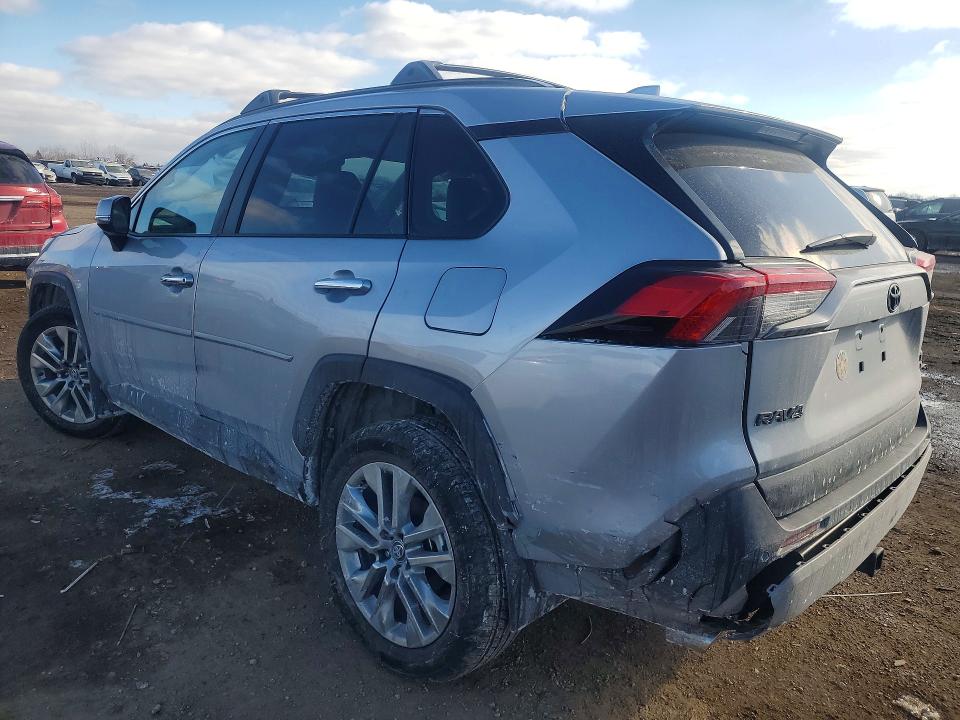 Photo 2 from auction – 2025 TOYOTA RAV4 with VIN 2T3N1RFV2SW606375