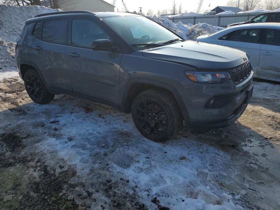 Photo 4 from auction – 2024 JEEP COMPASS with VIN 3C4NJDBN0RT599999