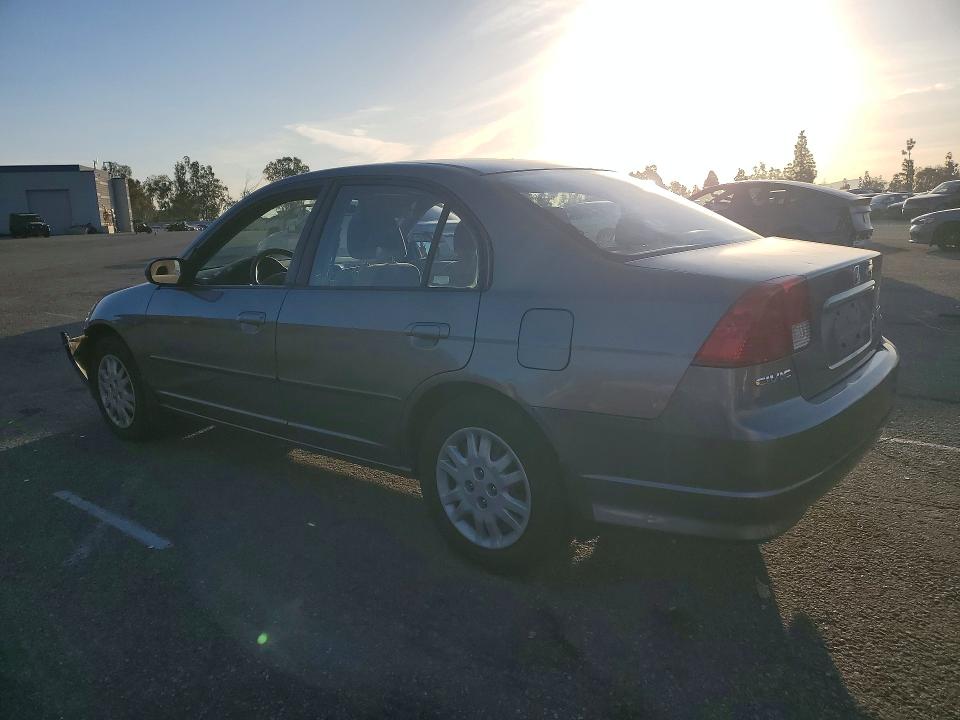 Photo 2 from auction – 2005 HONDA CIVIC LX with VIN 2HGES16545H528038